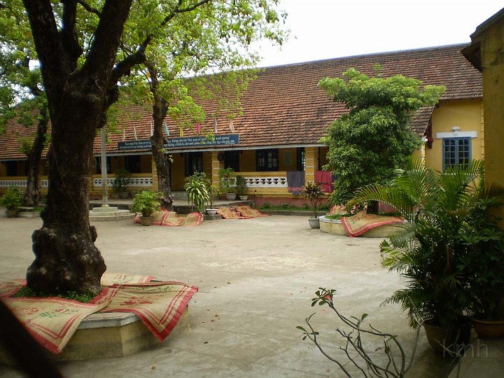 Truong Thuong Tu (1).jpg - OLYMPUS DIGITAL CAMERA